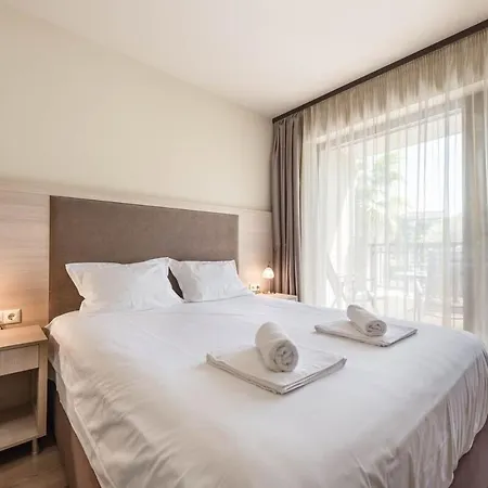 Apartamento Argisht Cozy With Pool & Sea Breeze Varna