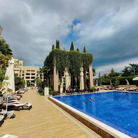 Apartamento Argisht Cozy With Pool & Sea Breeze *