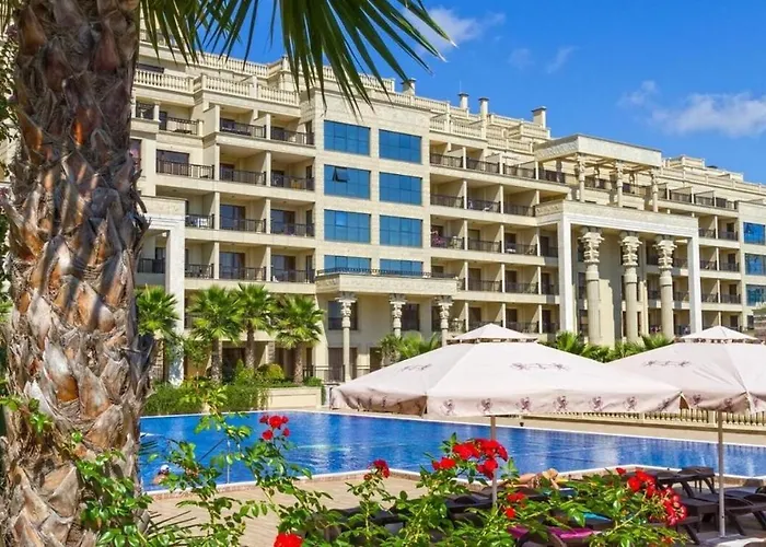 Argisht Cozy With Pool & Sea Breeze Apartament