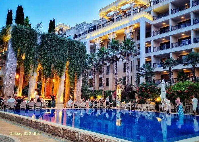 Argisht Cozy With Pool & Sea Breeze Apartament